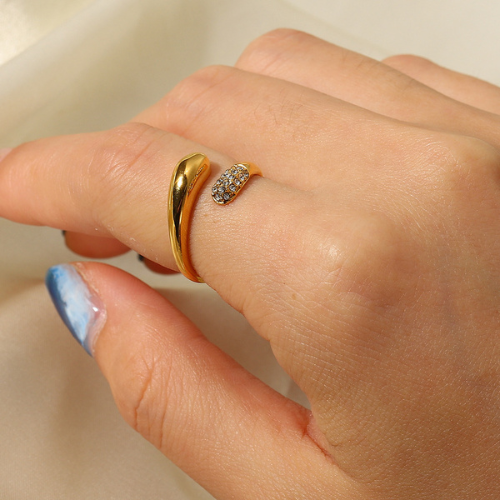 RING   ELOWEN